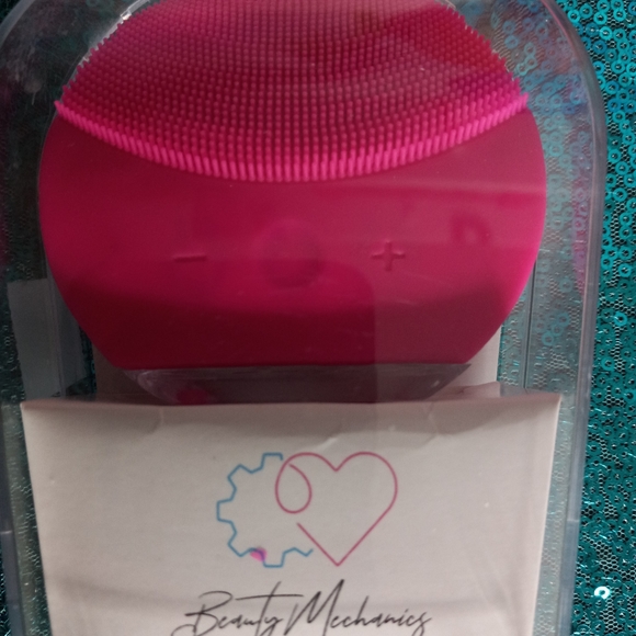 beauty mechanics Bath & Body Nib Beauty Mechanics T Sonic Facial Cleansing Device Poshmark